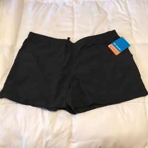🔥BRAND NEW Columbia shorts 🔥